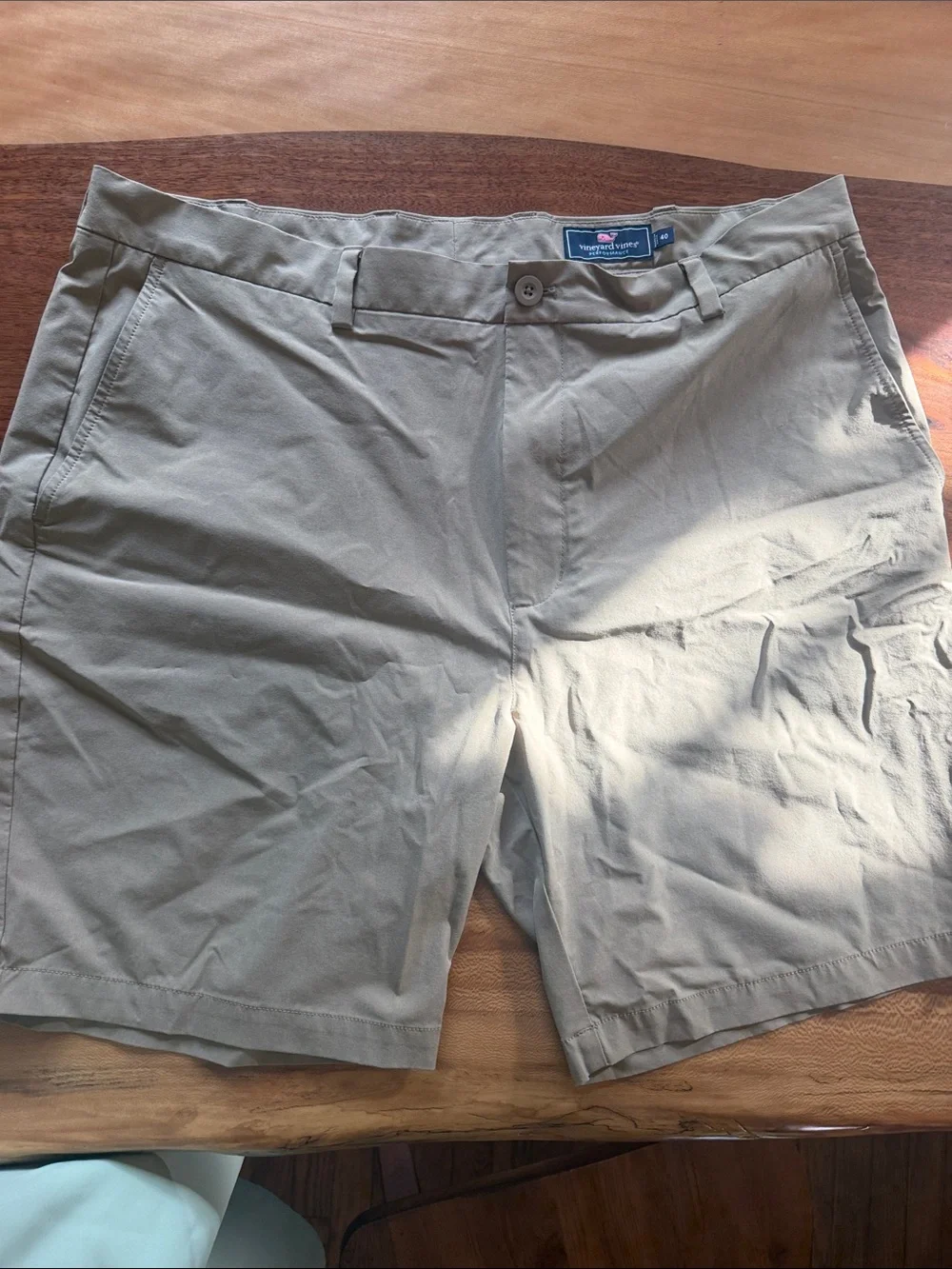 Vineyard Vines Performance Men's Tan Flat-Front Shorts